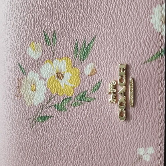 Coach Purse - Picture 2 of 8